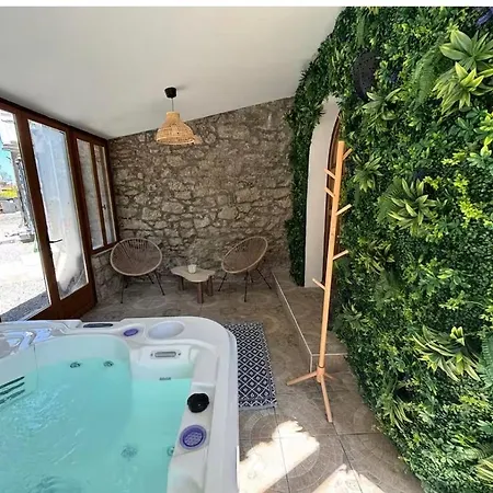 La Parenthese Relax Avec Privatif Proche De Carcassonne تْريبْ